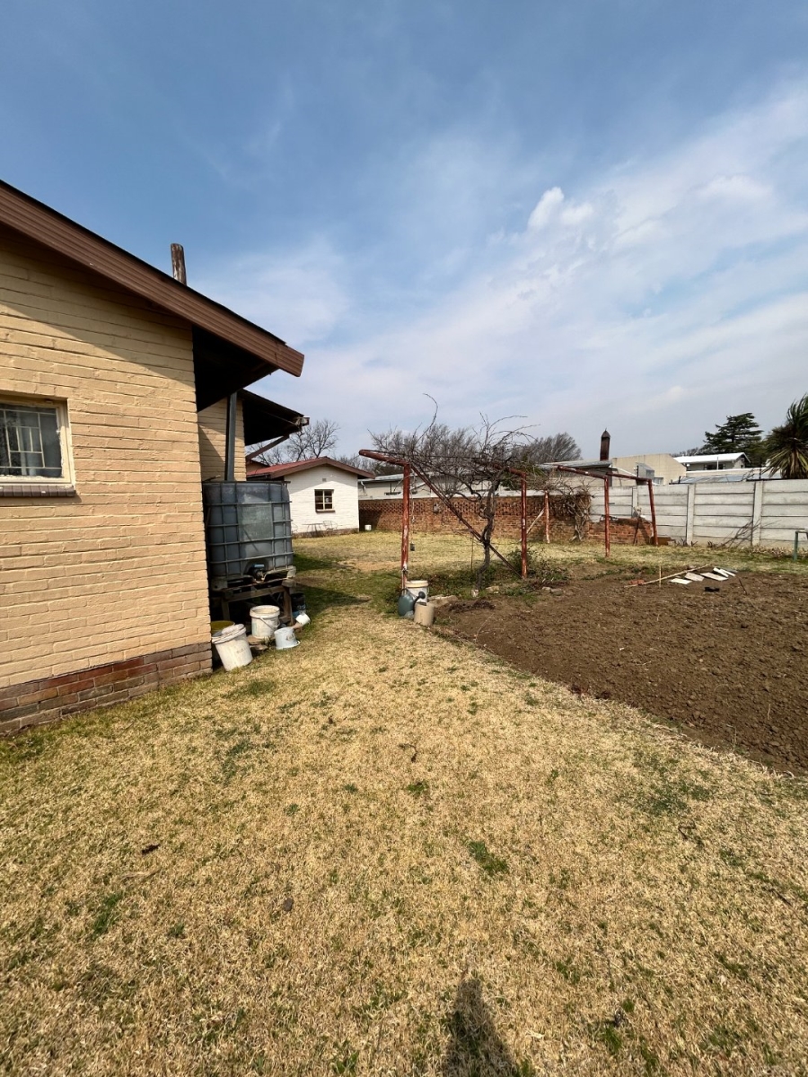 4 Bedroom Property for Sale in Hospitaalheuwel Free State